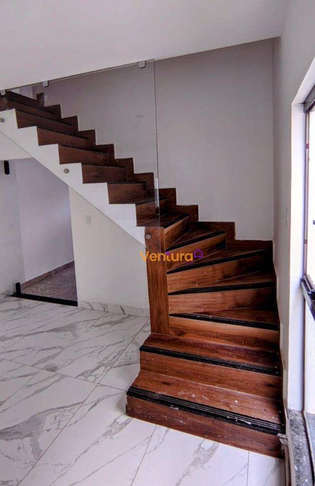 Casa à venda com 3 quartos, 95m² - Foto 10