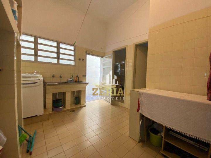 Sobrado à venda com 3 quartos, 359m² - Foto 27