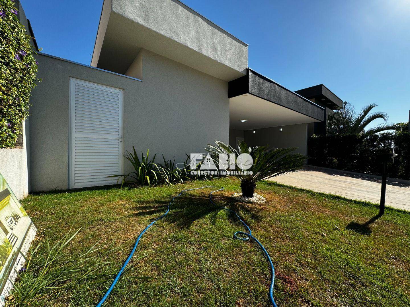 Casa de Condomínio à venda com 4 quartos, 262m² - Foto 6