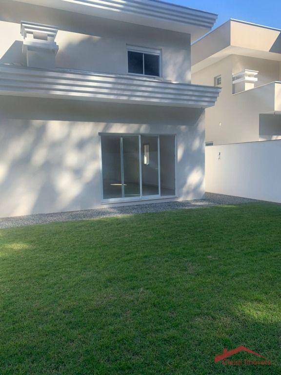 Casa à venda com 4 quartos, 254m² - Foto 30