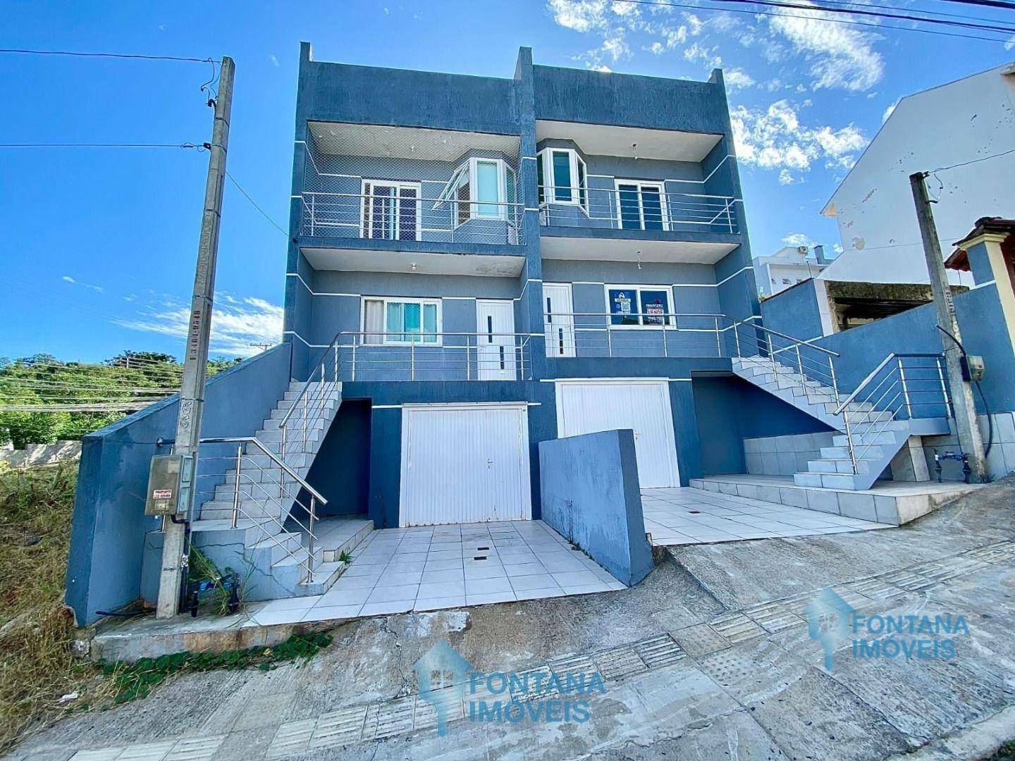 Casa à venda com 3 quartos, 100m² - Foto 1