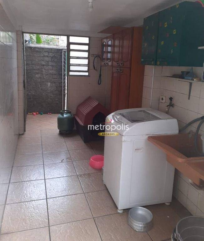 Sobrado à venda com 3 quartos, 242m² - Foto 11