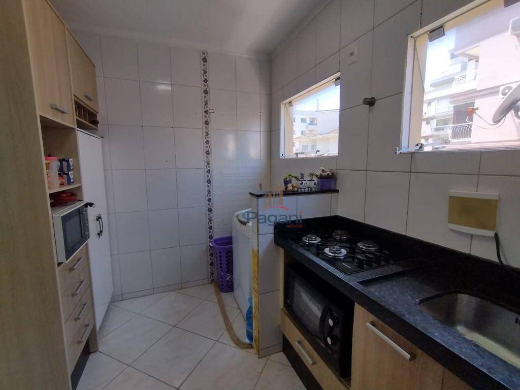 Apartamento à venda com 2 quartos, 64m² - Foto 9