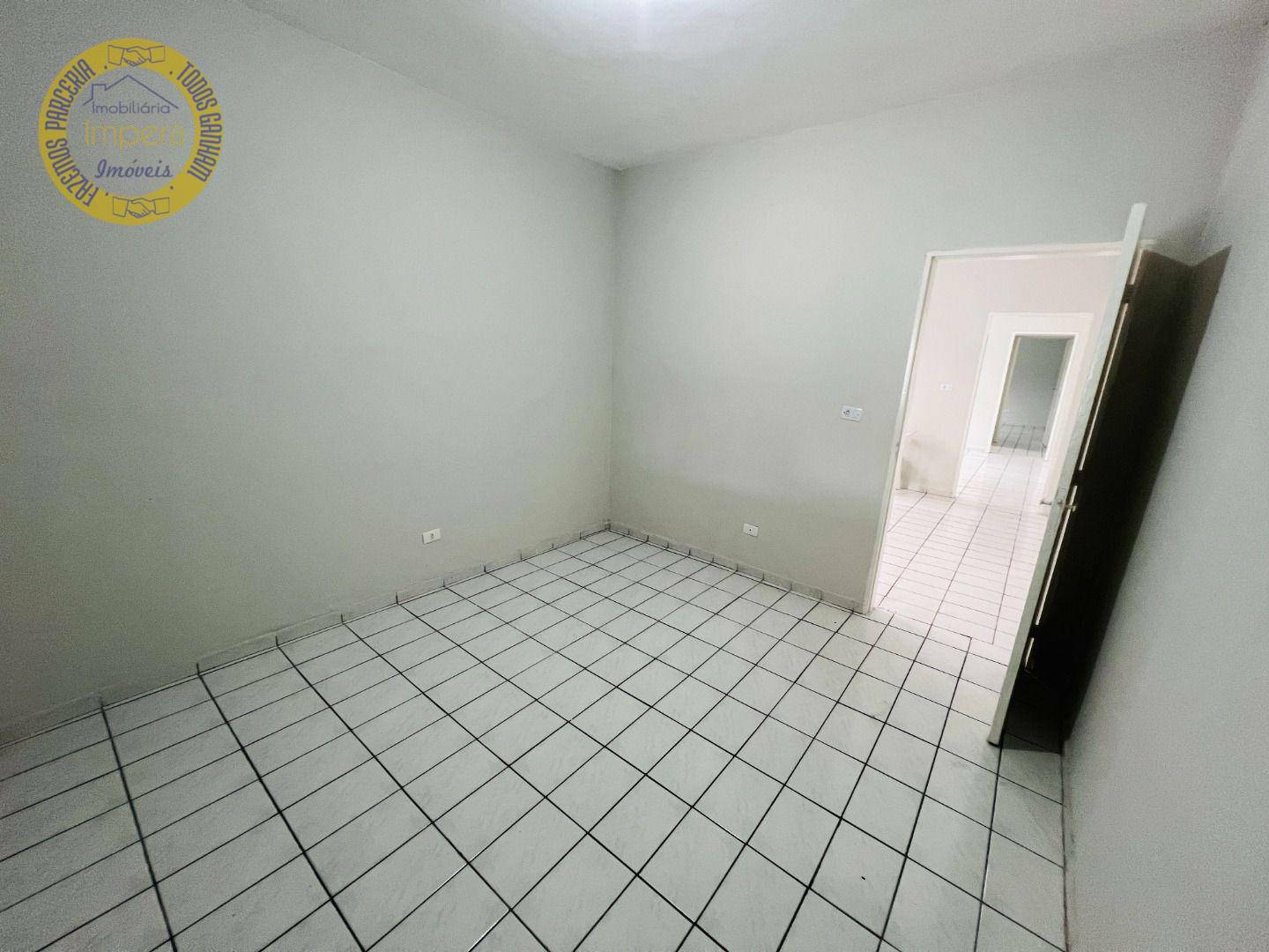 Casa para alugar com 2 quartos, 59m² - Foto 13