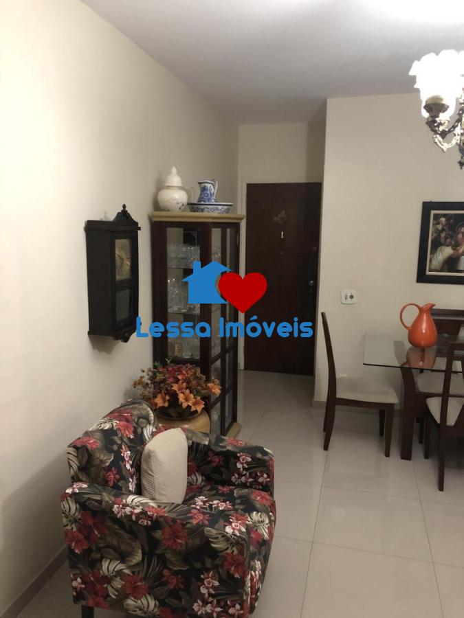 Apartamento à venda com 2 quartos, 90m² - Foto 1