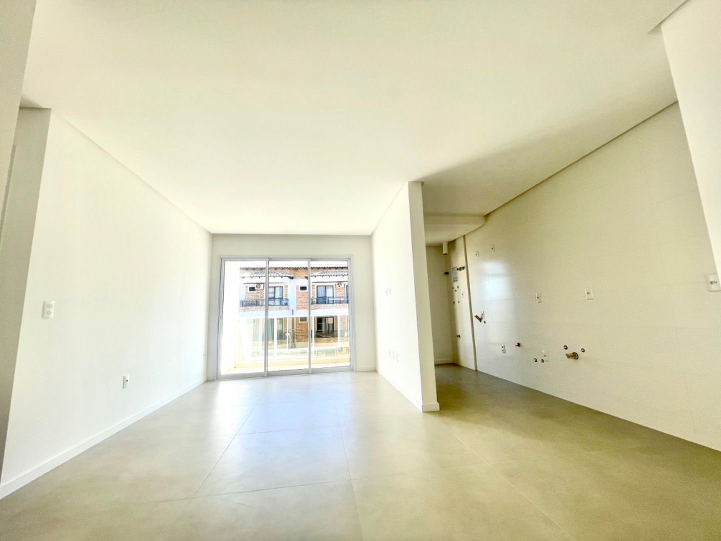 Apartamento à venda com 2 quartos, 70m² - Foto 10