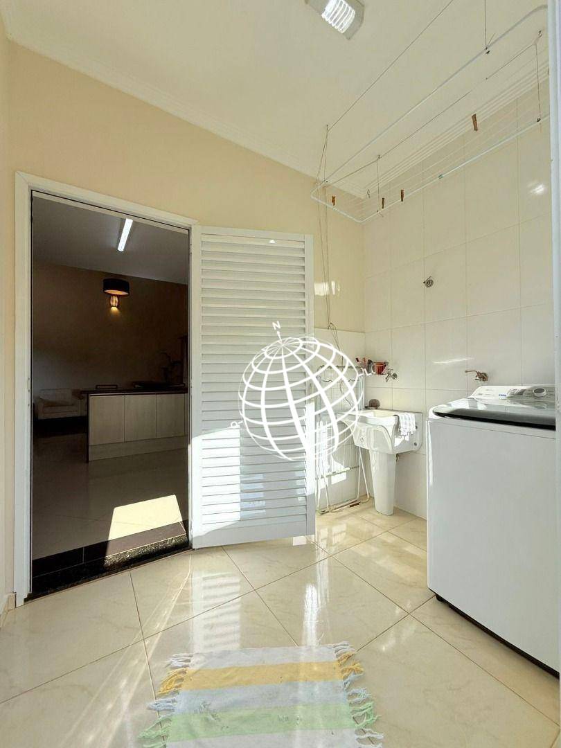 Chácara à venda com 3 quartos, 220m² - Foto 55