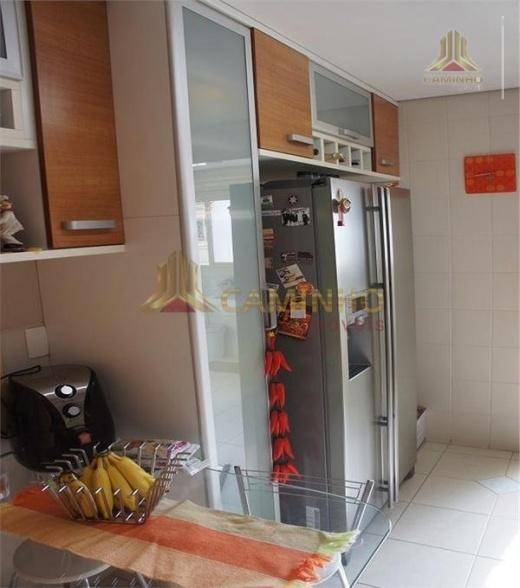 Apartamento à venda com 3 quartos, 111m² - Foto 17