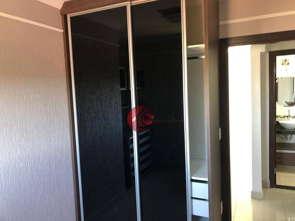 Apartamento à venda com 3 quartos, 200m² - Foto 15