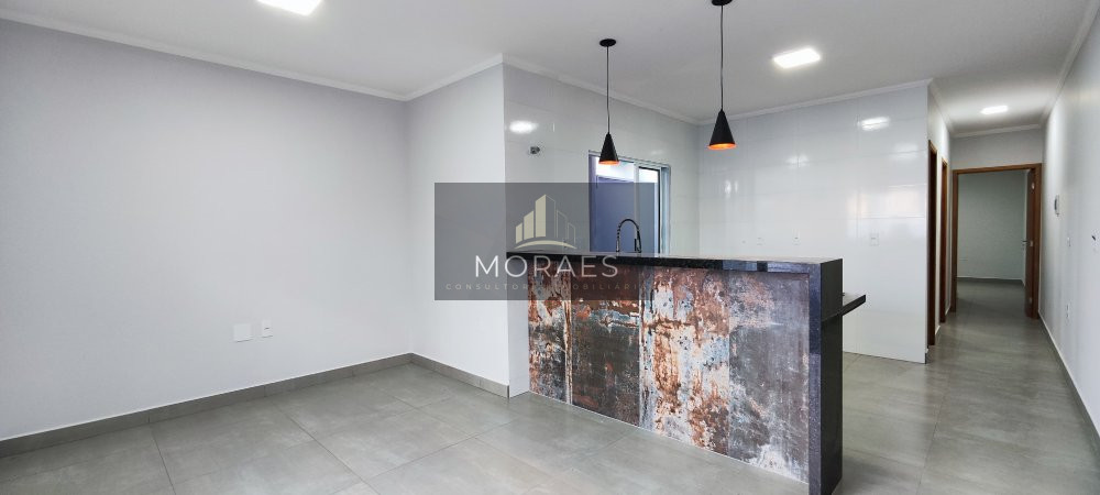 Casa à venda com 2 quartos, 70m² - Foto 2