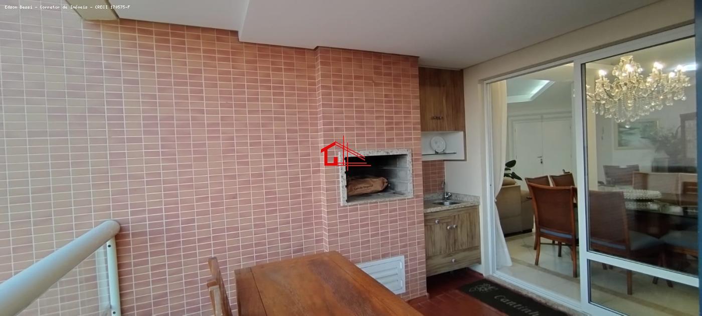 Apartamento à venda com 4 quartos, 212m² - Foto 10