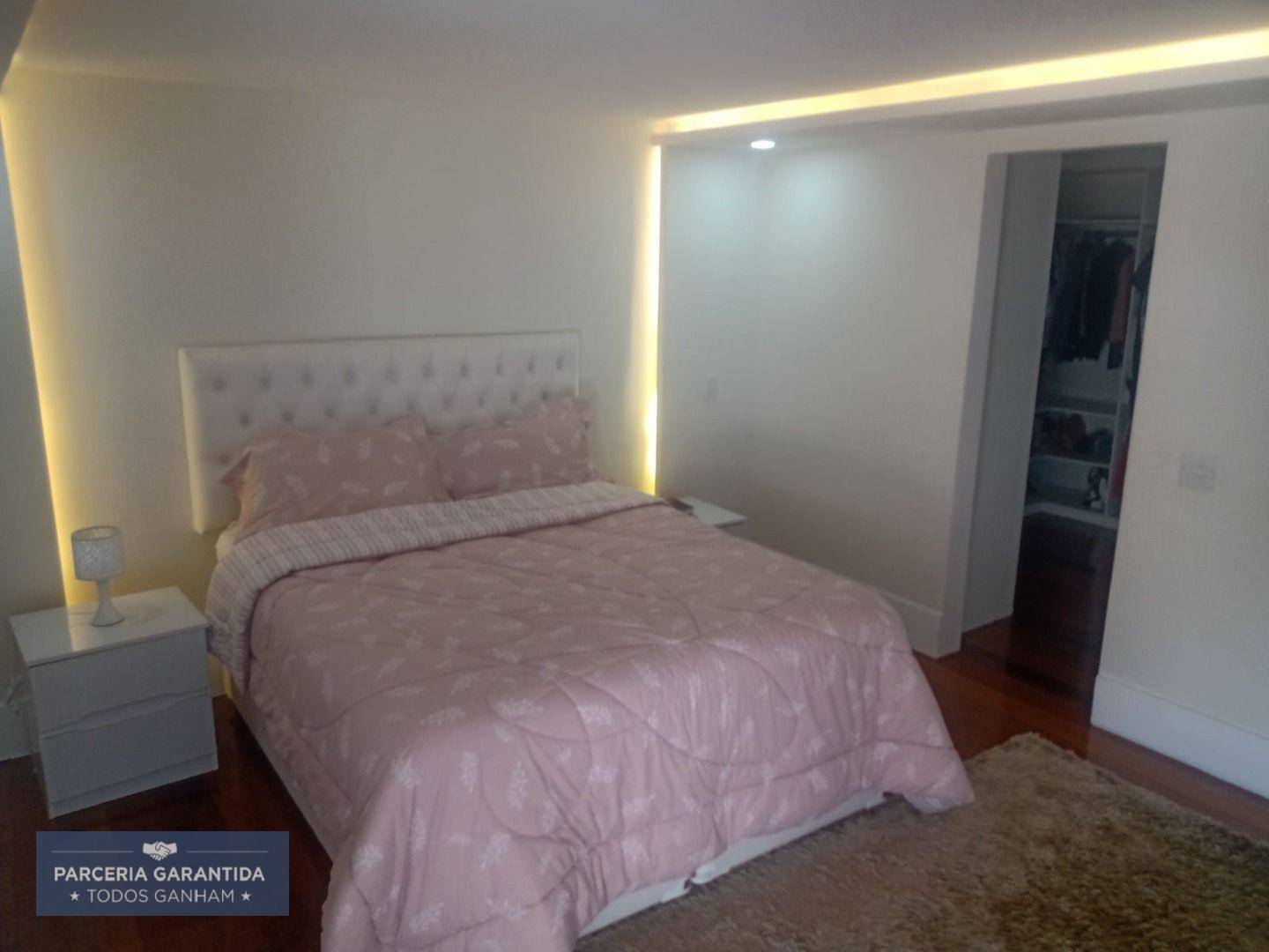 Casa à venda com 4 quartos, 373m² - Foto 20