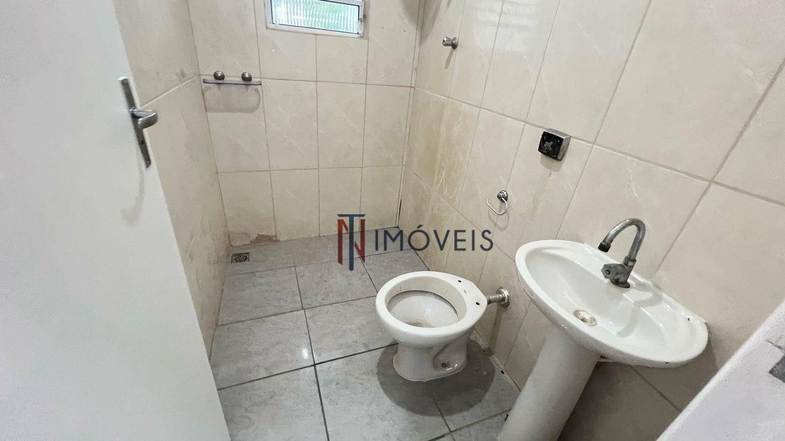 Casa para alugar com 2 quartos, 80m² - Foto 42