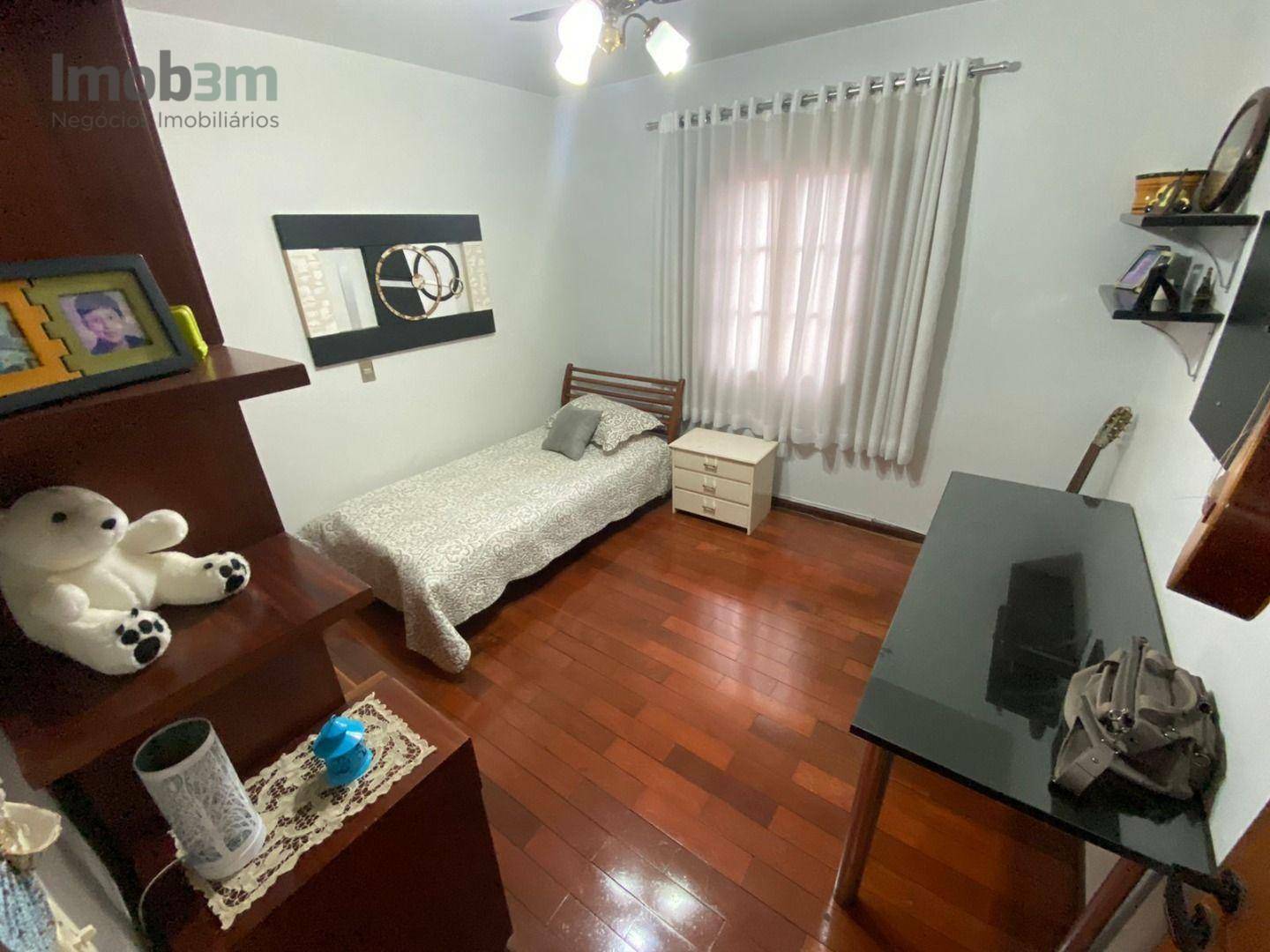 Sobrado à venda com 4 quartos, 360m² - Foto 33