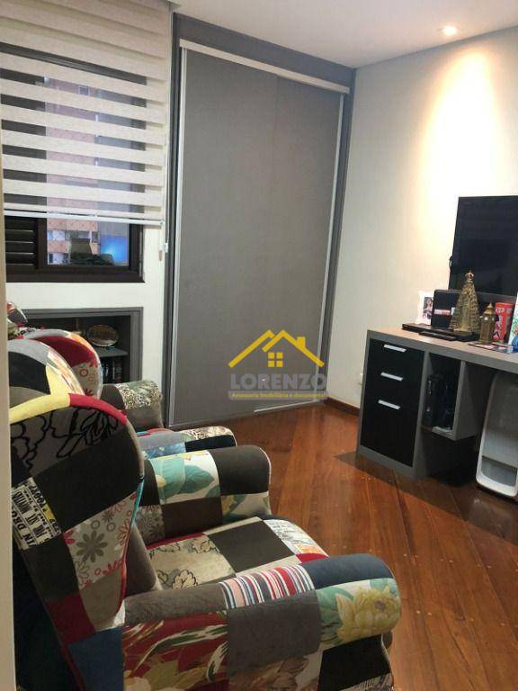 Apartamento à venda com 3 quartos, 165m² - Foto 13