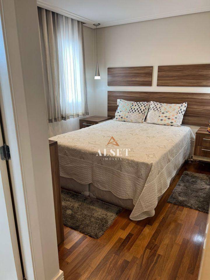 Apartamento à venda com 3 quartos, 124m² - Foto 8