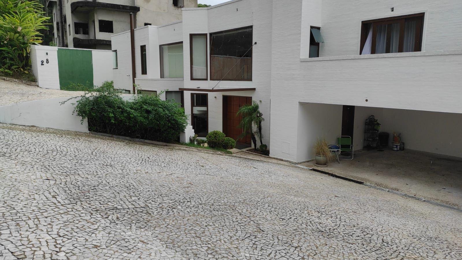 Casa para alugar com 5 quartos, 1360m² - Foto 37