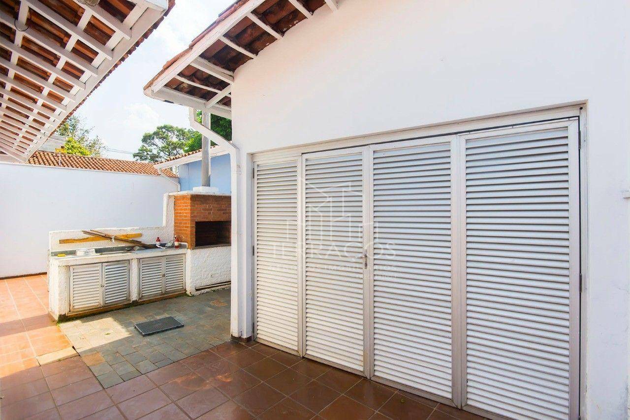 Casa à venda com 3 quartos, 300m² - Foto 14