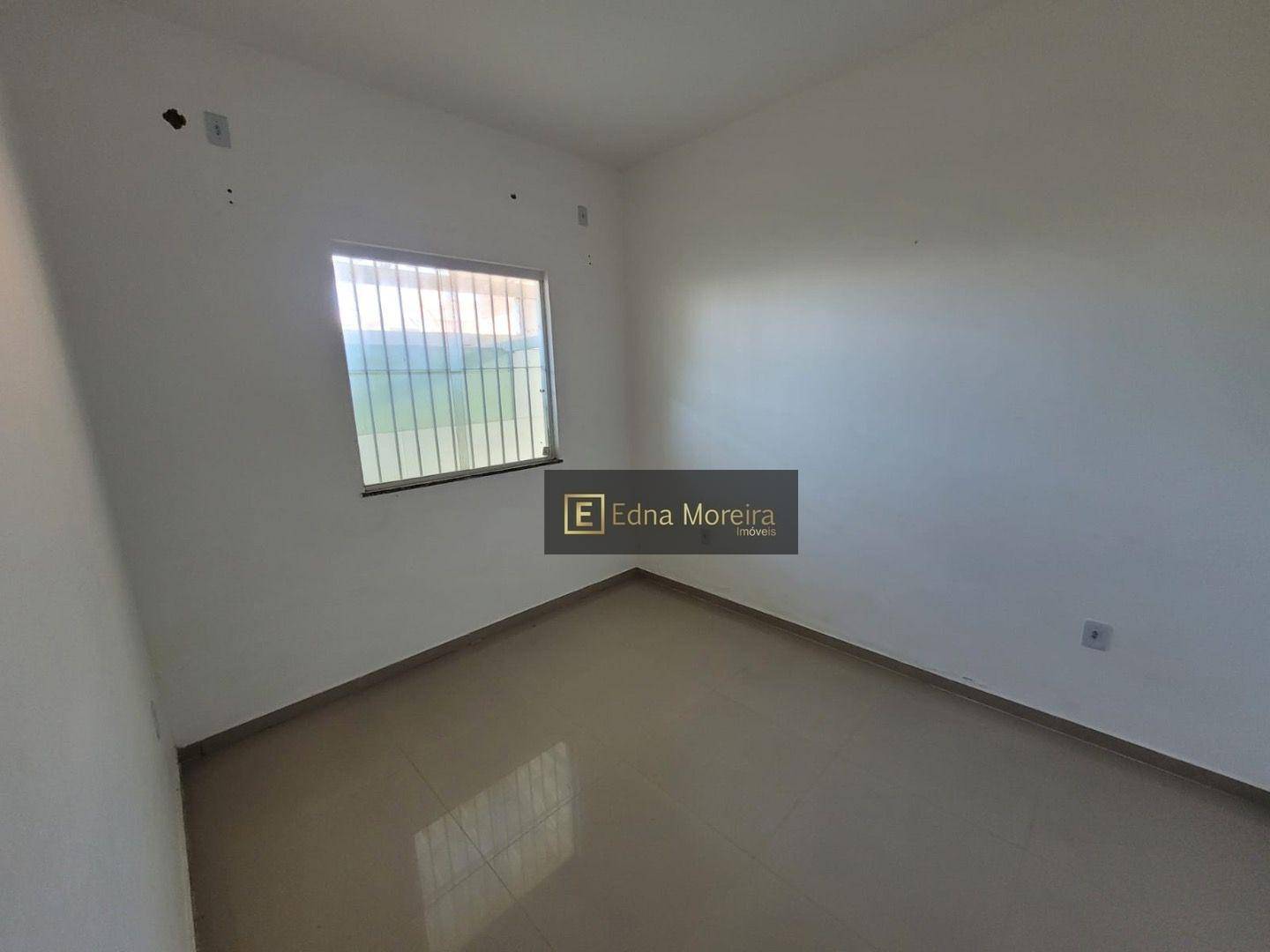 Casa à venda com 3 quartos, 103M2 - Foto 2