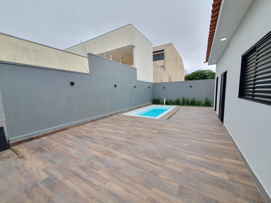 Casa à venda com 3 quartos, 187m² - Foto 5