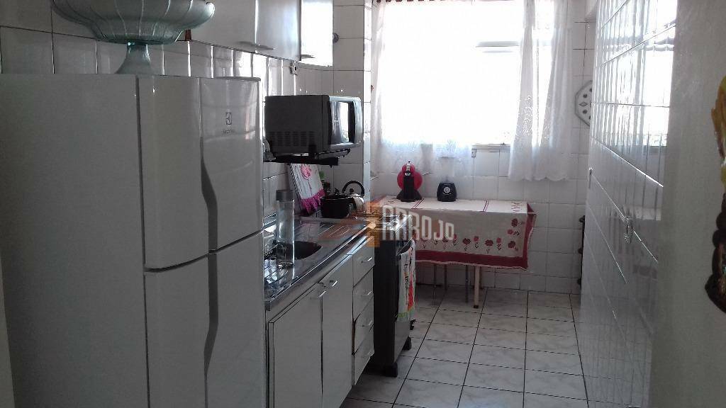 Apartamento à venda com 2 quartos, 111m² - Foto 8