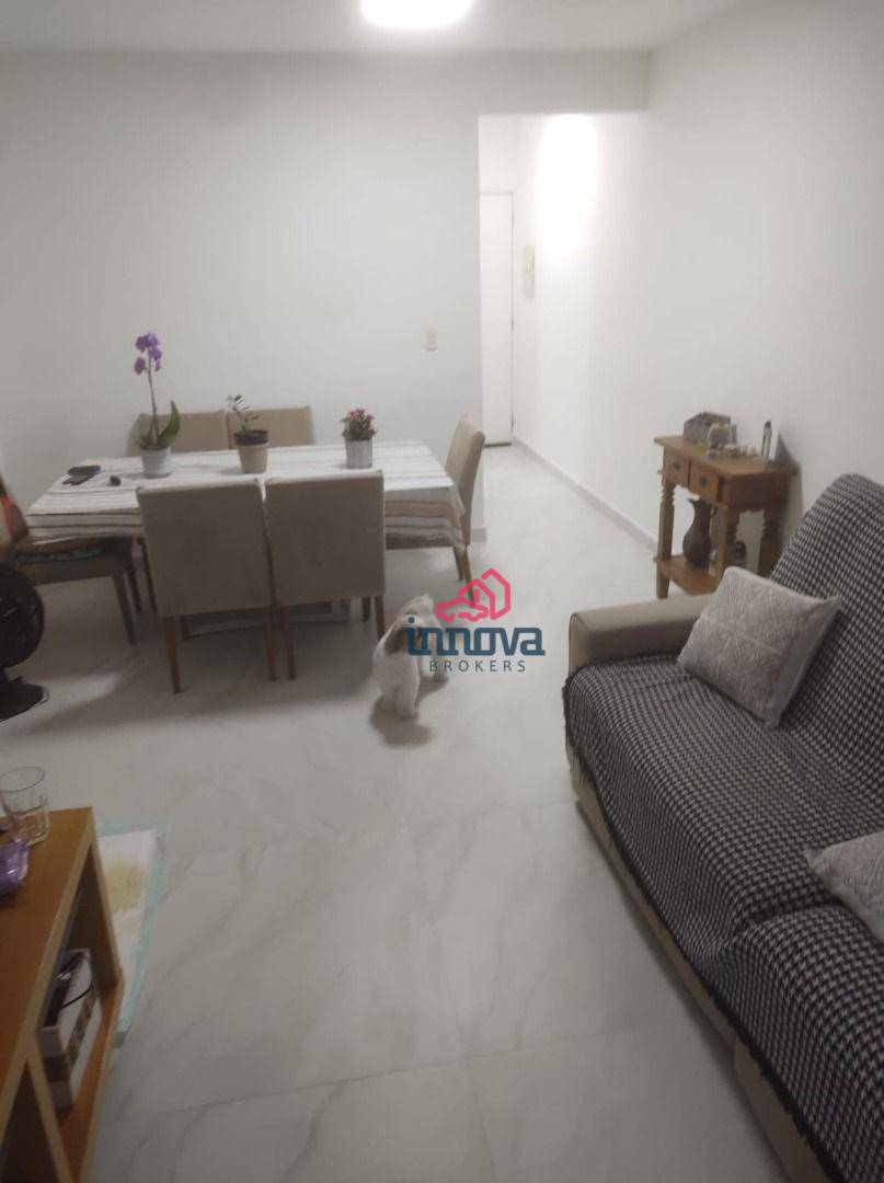 Apartamento à venda com 3 quartos, 90m² - Foto 4