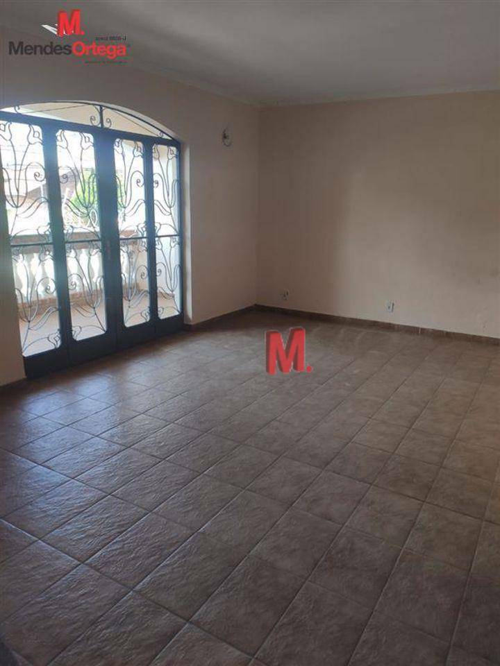 Casa à venda com 3 quartos, 270m² - Foto 10