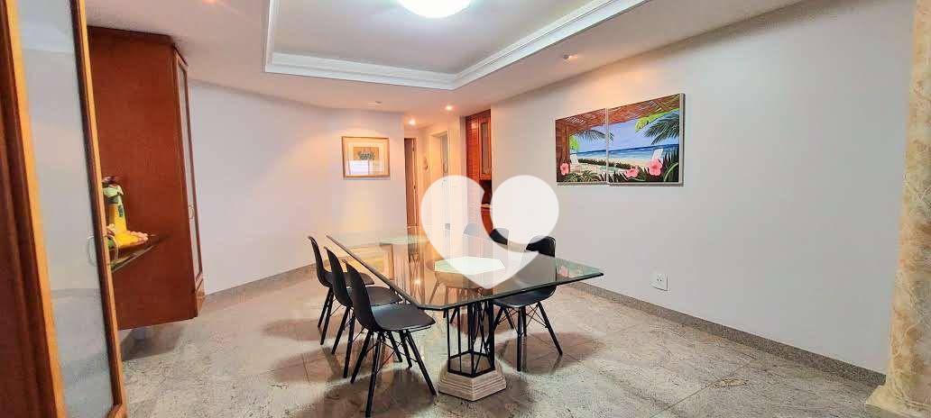 Apartamento à venda com 3 quartos, 185m² - Foto 2