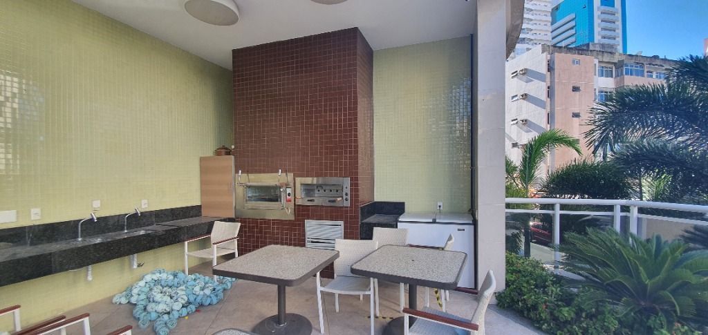 Apartamento à venda com 3 quartos, 226m² - Foto 8