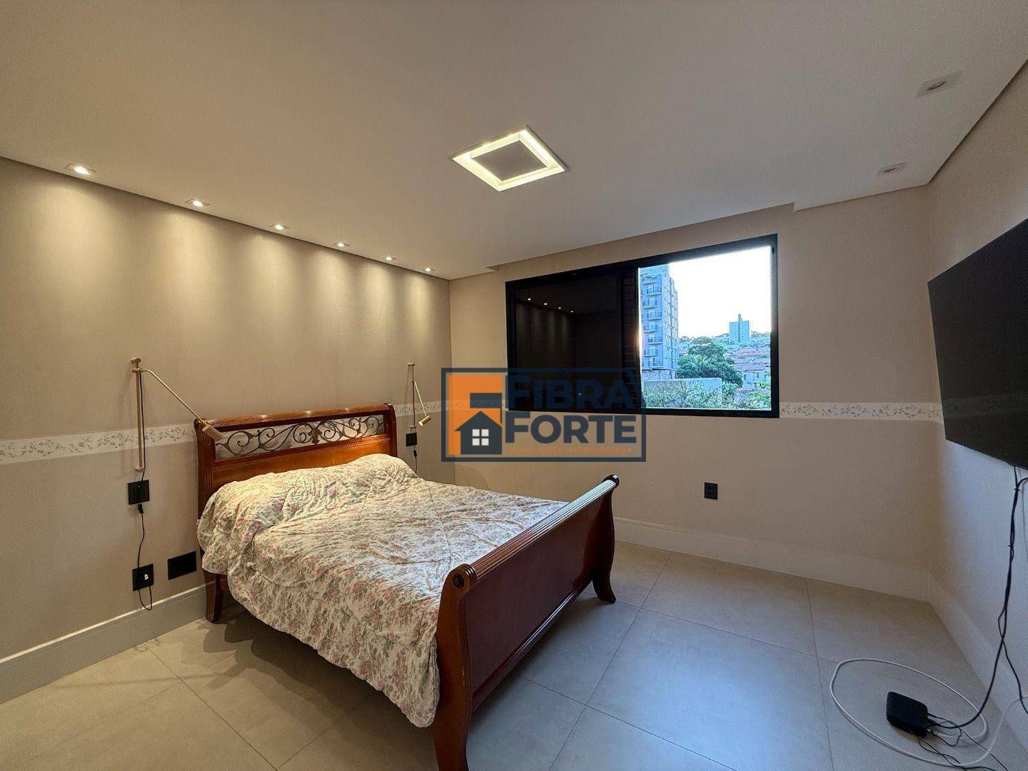 Apartamento à venda com 4 quartos, 256m² - Foto 29