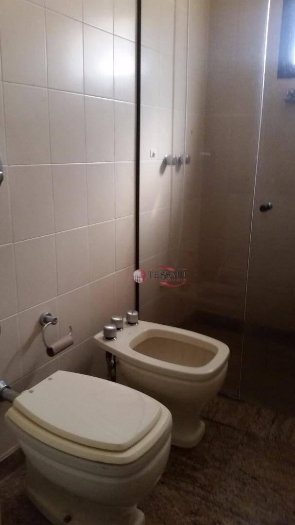 Apartamento à venda com 3 quartos, 274m² - Foto 11