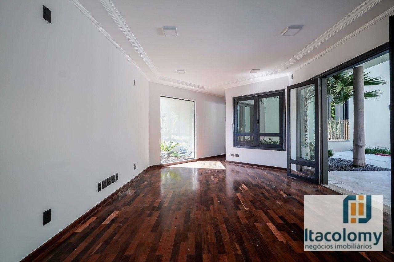 Casa de Condomínio à venda com 5 quartos, 354m² - Foto 8