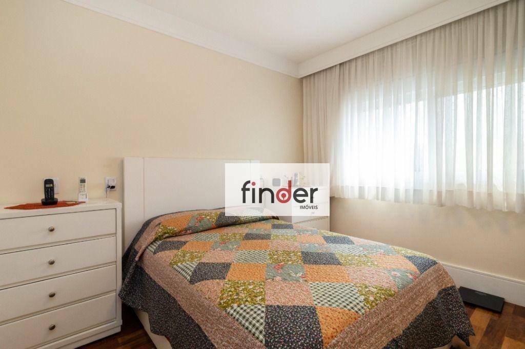 Apartamento à venda com 3 quartos, 157m² - Foto 14