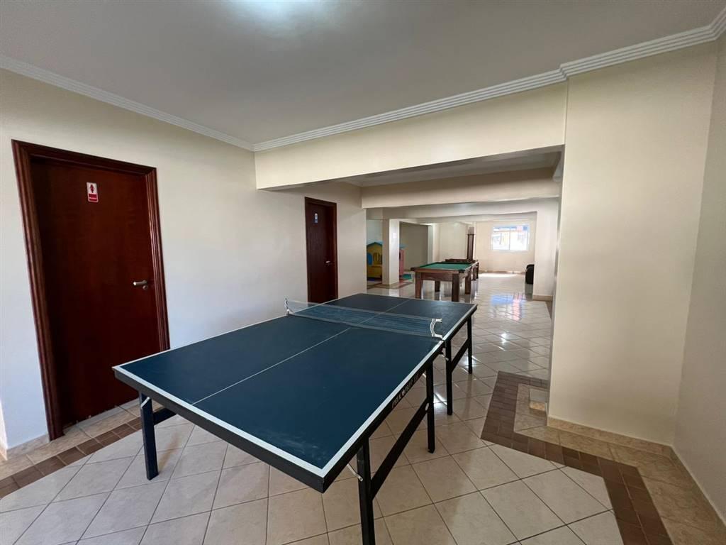 Apartamento à venda com 2 quartos, 80m² - Foto 31