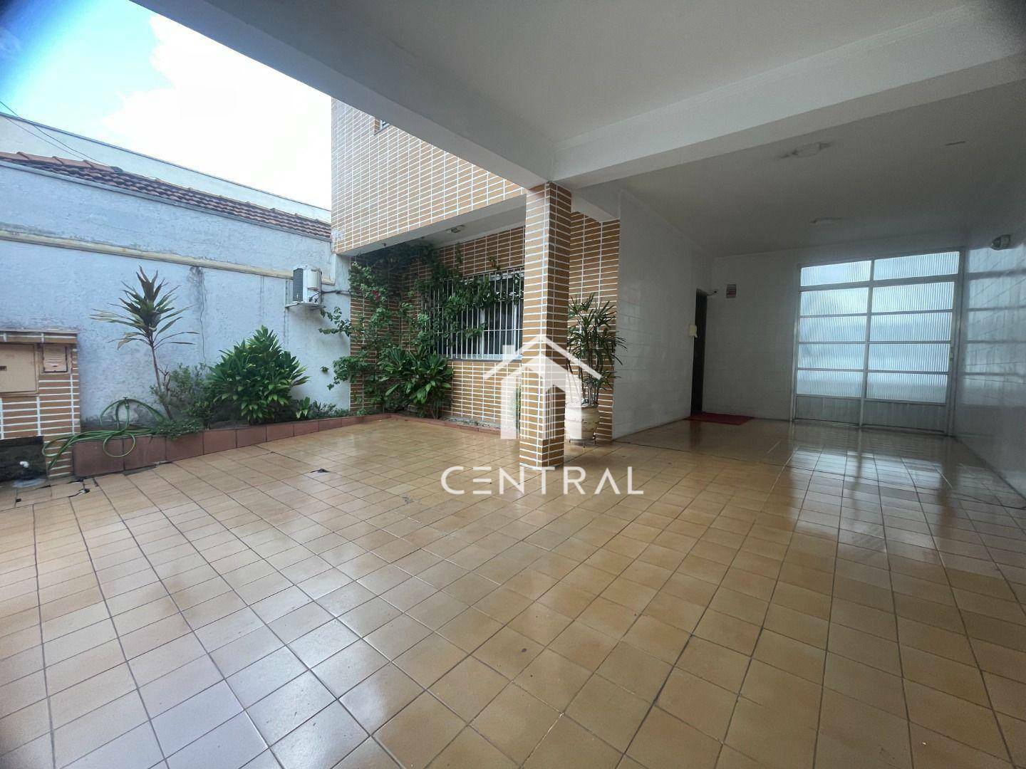 Sobrado à venda com 3 quartos, 165m² - Foto 2