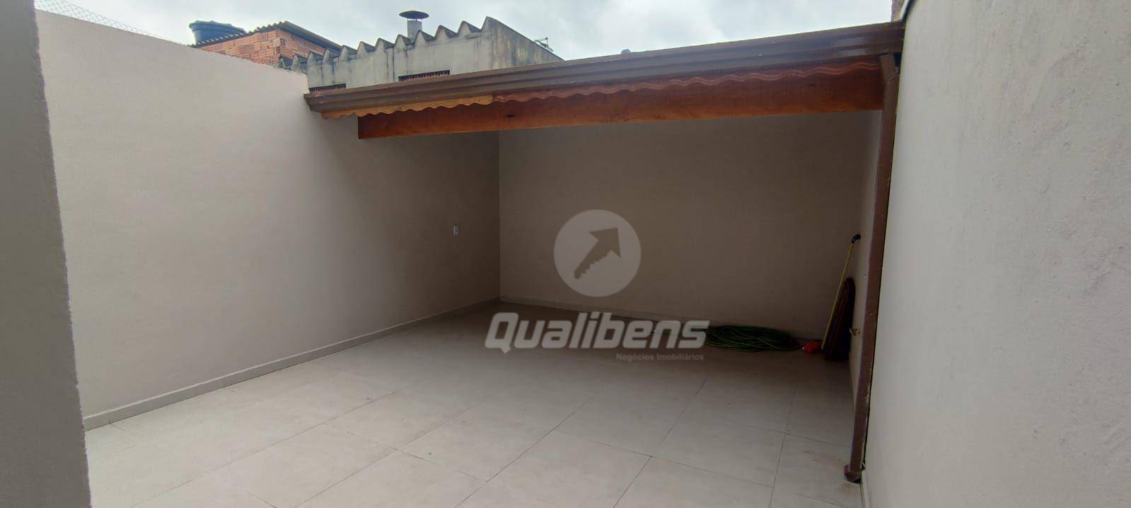 Sobrado à venda com 3 quartos, 200m² - Foto 2