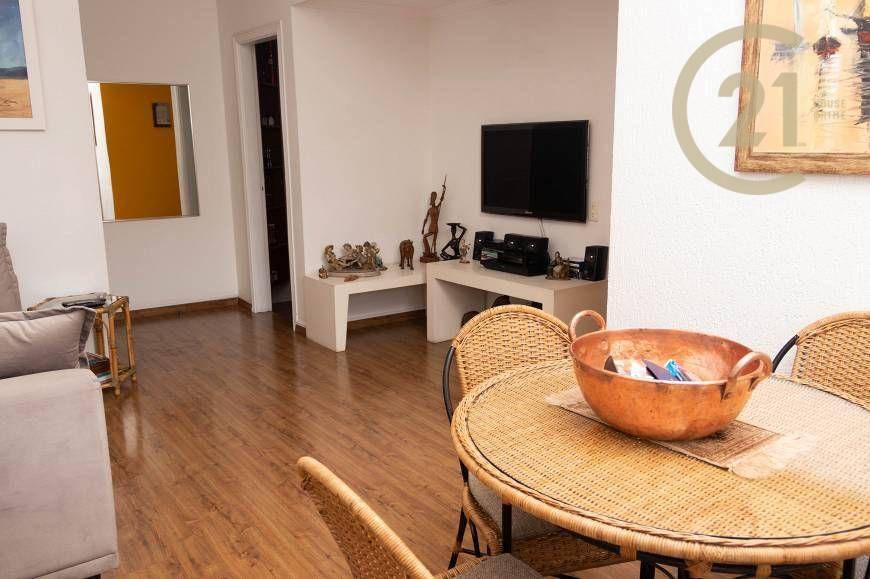 Apartamento à venda com 2 quartos, 66m² - Foto 2