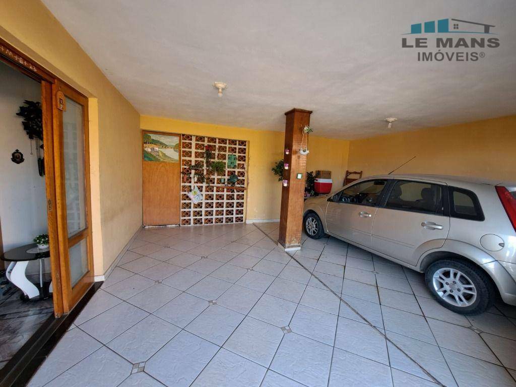 Casa à venda com 4 quartos, 154m² - Foto 1