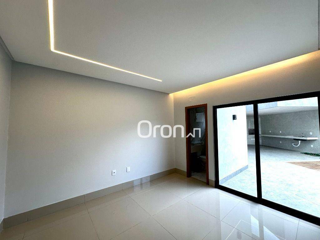 Casa à venda com 3 quartos, 77m² - Foto 6