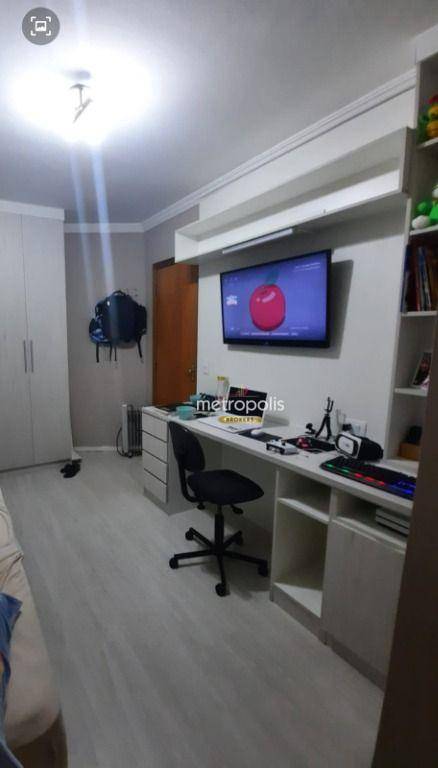 Sobrado à venda com 3 quartos, 248m² - Foto 11