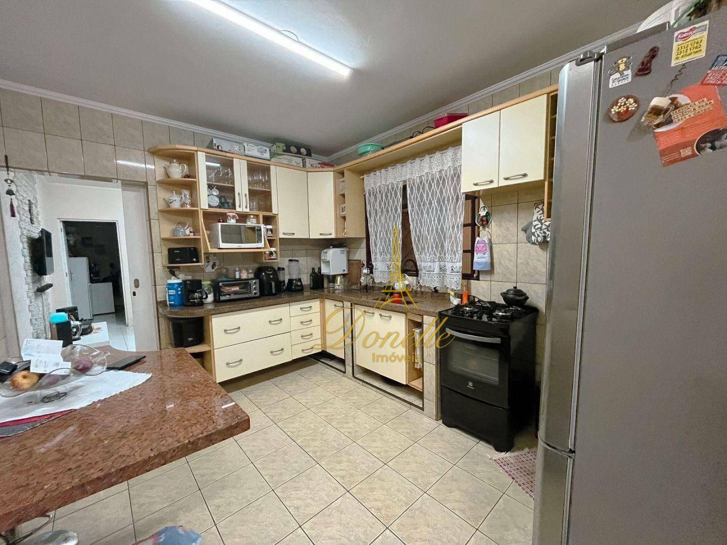 Casa à venda com 2 quartos, 75m² - Foto 12