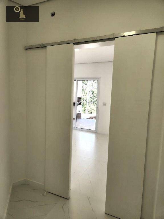 Casa de Condomínio à venda com 3 quartos, 370m² - Foto 15