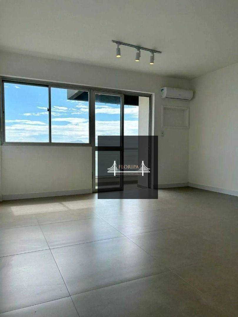 Apartamento à venda com 4 quartos, 155m² - Foto 4