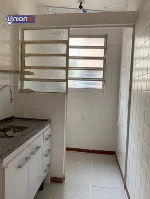 Apartamento à venda com 1 quarto, 40m² - Foto 8