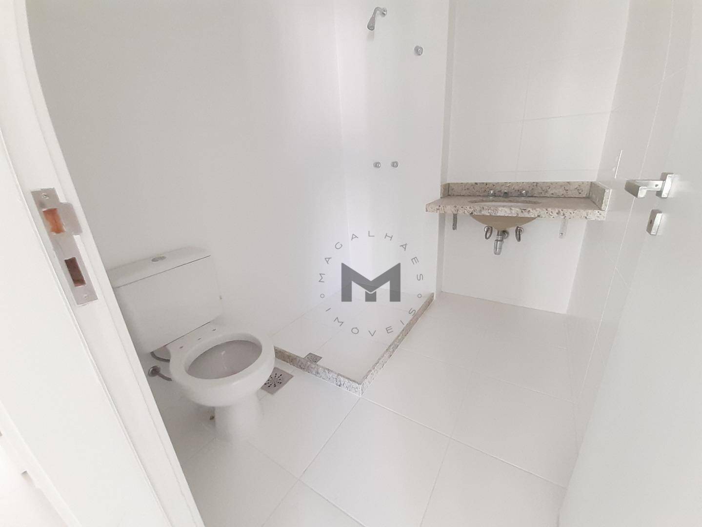 Apartamento à venda com 2 quartos, 81m² - Foto 13