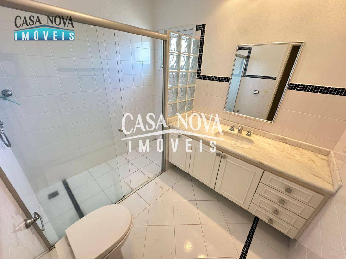 Casa de Condomínio para alugar com 4 quartos, 488m² - Foto 30