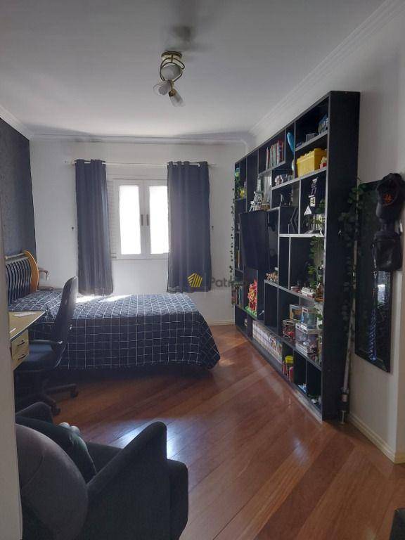 Casa de Condomínio à venda com 3 quartos, 364m² - Foto 11