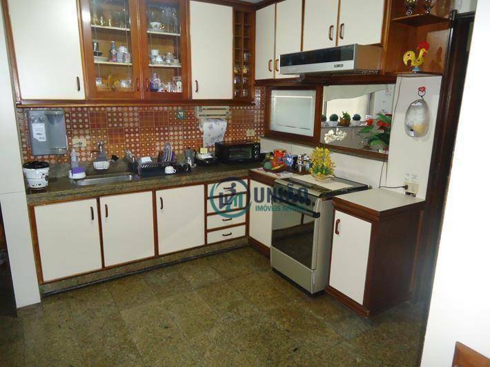 Apartamento à venda com 3 quartos, 170m² - Foto 20