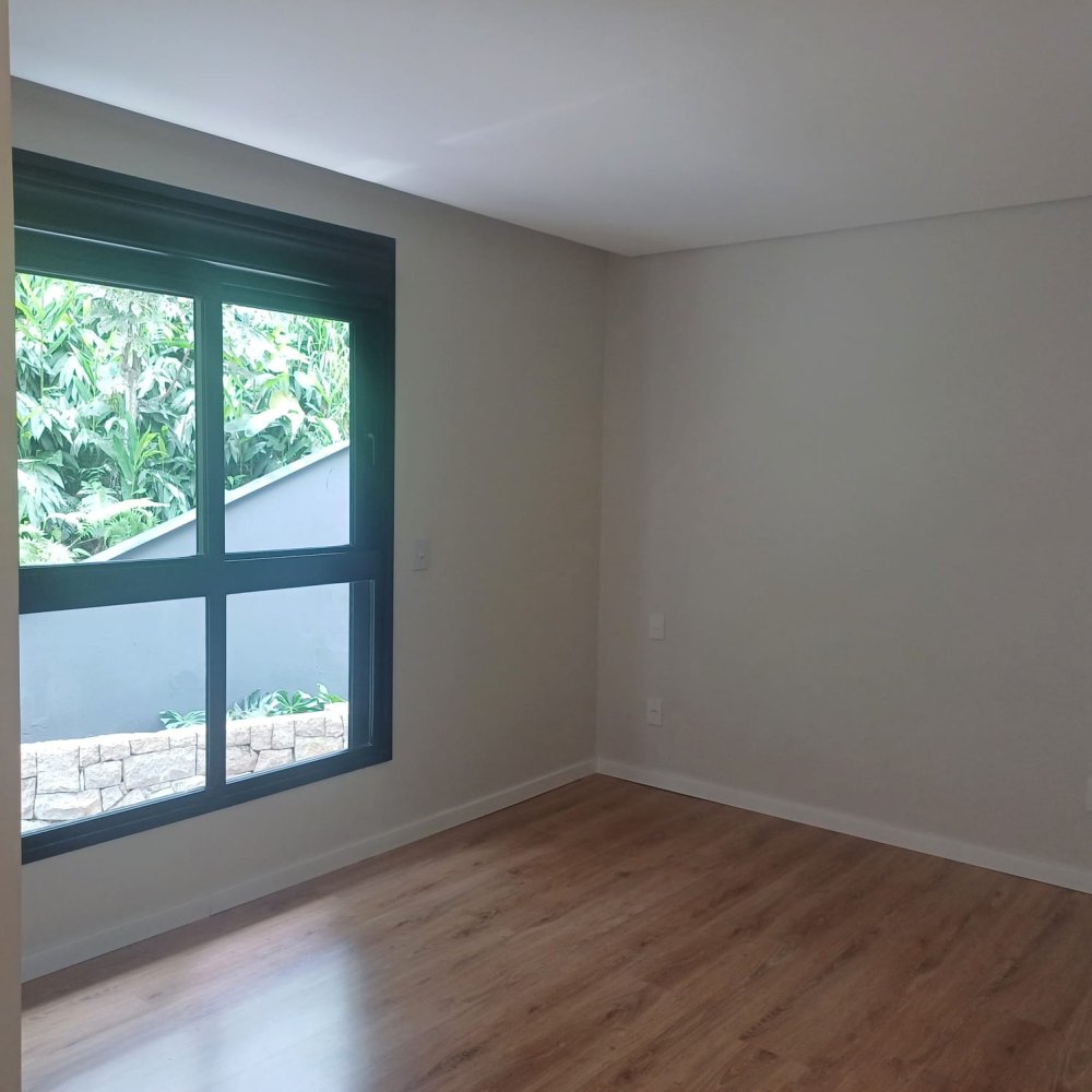 Casa à venda com 3 quartos, 285m² - Foto 16