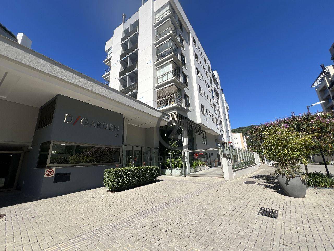 Apartamento à venda com 2 quartos, 75m² - Foto 22